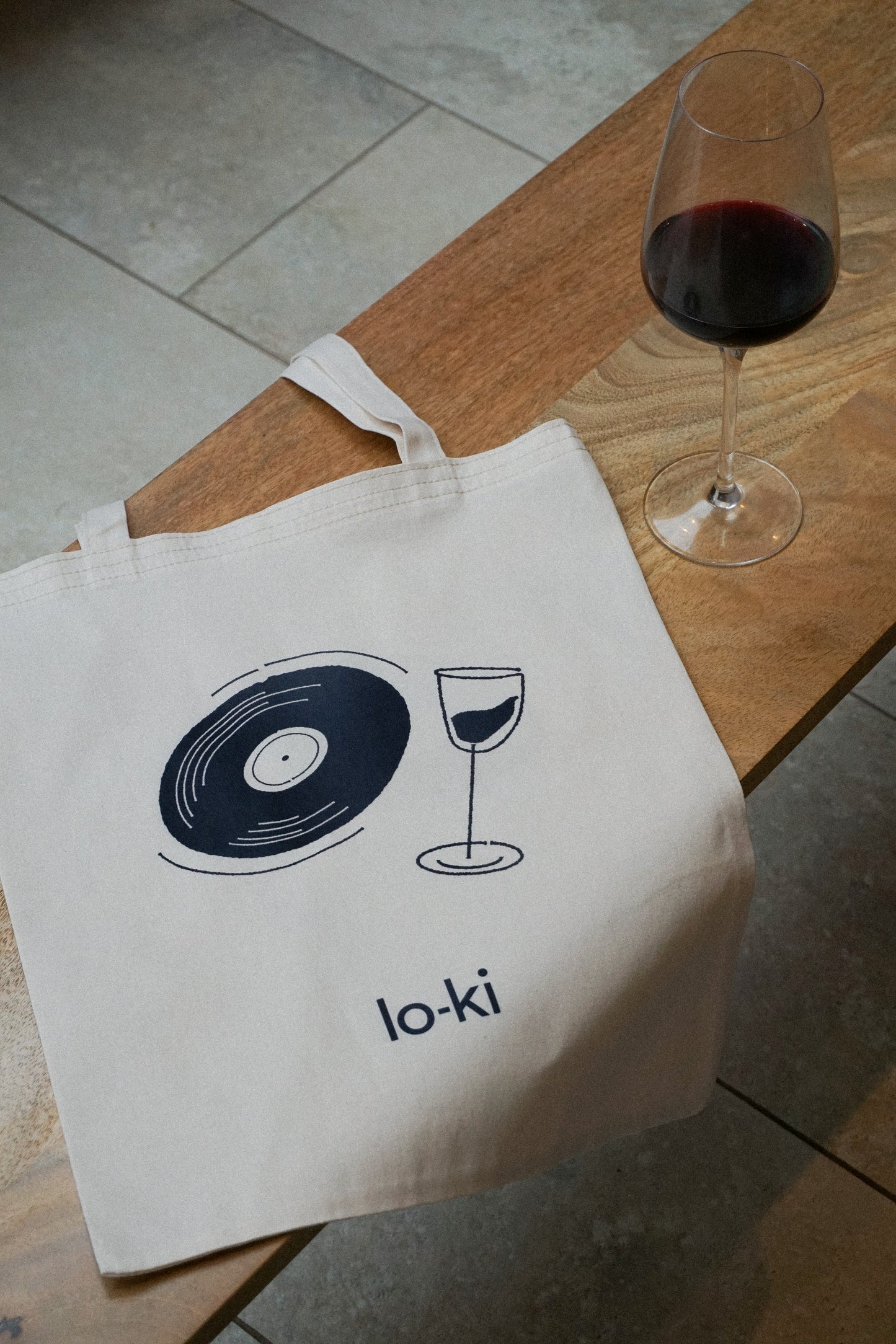 Winehouse Tote Bag