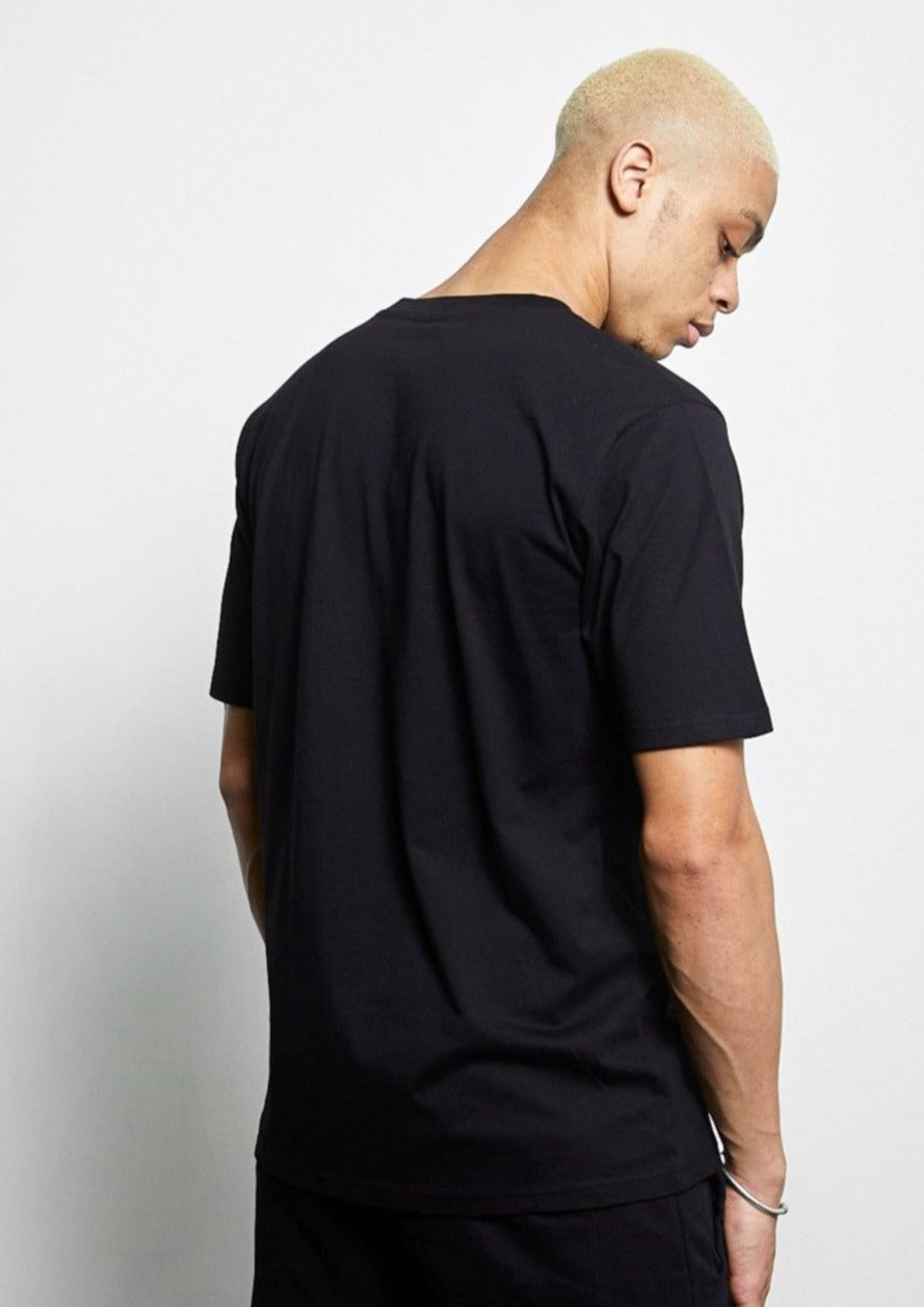 RELAXED T-SHIRT IN BLACK